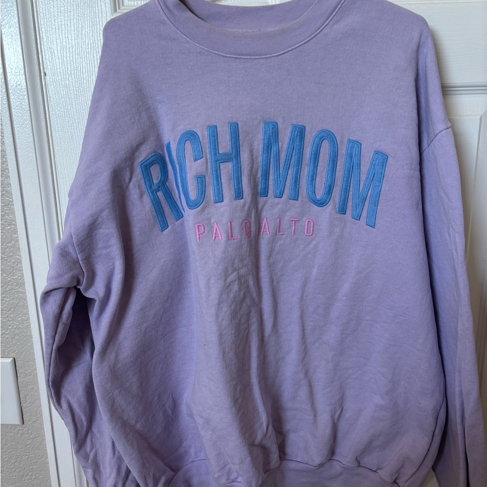 Rich Mom crewneck